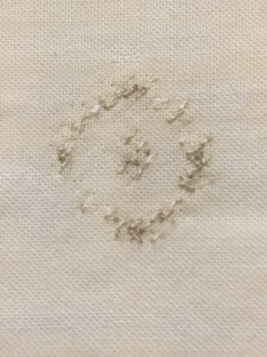 Farmors märke, Broderi på linne